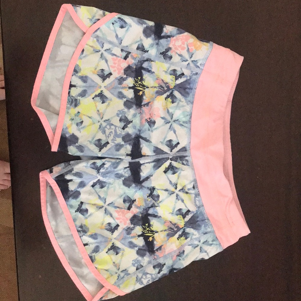 Ivivva relay racer shorts size 14 (kids)